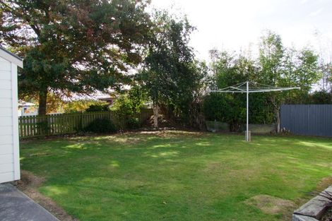 Photo of property in 12 Dryden Street, Milton, 9220