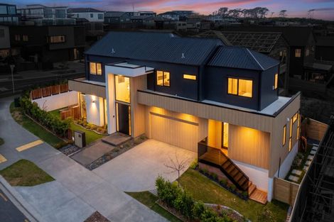 Photo of property in 34 Kumukumu Road, Long Bay, Auckland, 0630
