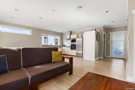 Photo of property in 1 Admiral Beatty Avenue, Mount Roskill, Auckland, 1041