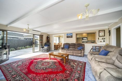 Photo of property in 18 Chippendale Crescent, Highbury, Palmerston North, 4412