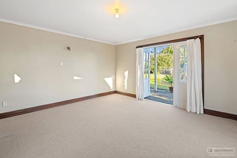 Photo of property in 65 Victoria Road, New Plymouth, 4310