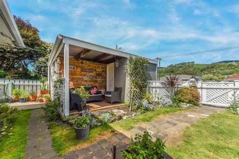 Photo of property in 16a Palm Avenue, Stoke, Nelson, 7011