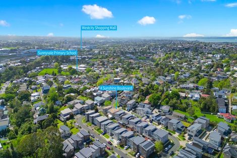 Photo of property in 4 Sunshine Boulevard, Sunnyvale, Auckland, 0612
