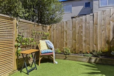 Photo of property in 22 Arran Road, Browns Bay, Auckland, 0630