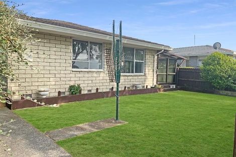 Photo of property in 83a Cottonwood Street, Parklands, Christchurch, 8083