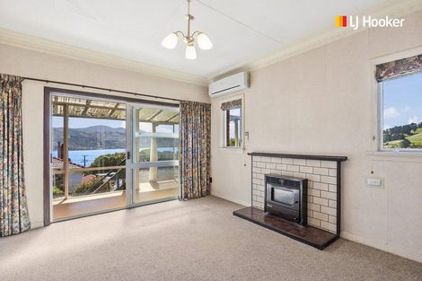 Photo of property in 1 Featherston Street, Macandrew Bay, Dunedin, 9014
