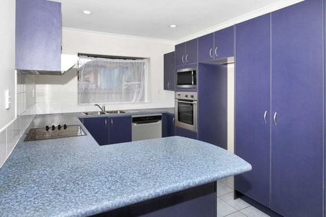 Photo of property in 72b Manuroa Road, Takanini, 2112