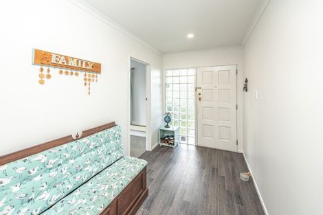 Photo of property in 63 Exeter Crescent, Springvale, Whanganui, 4501