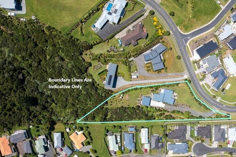 Photo of property in 32 Arabella Lane, Snells Beach, 0920