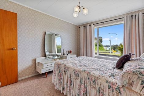 Photo of property in 1 Hairini Street, Hairini, Tauranga, 3112