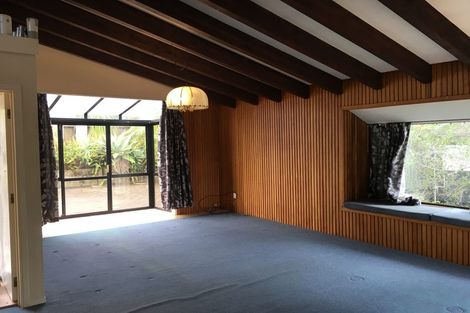 Photo of property in 9 Micawber Place, Mellons Bay, Auckland, 2014