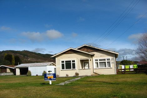 Photo of property in 88-90 Dick Street, Reefton, 7830