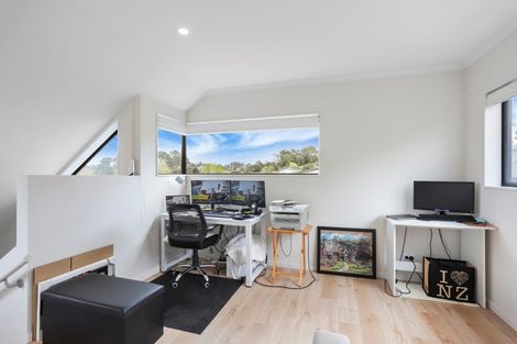Photo of property in 27 Aditi Close, Massey, Auckland, 0614