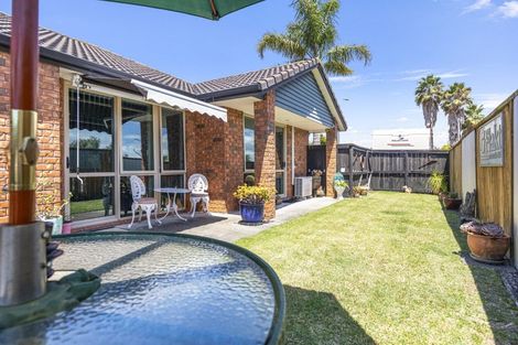 Photo of property in 99 Doncaster Drive, Papamoa Beach, Papamoa, 3118