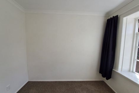 Photo of property in 1 Glasgow Street, Kelburn, Wellington, 6012