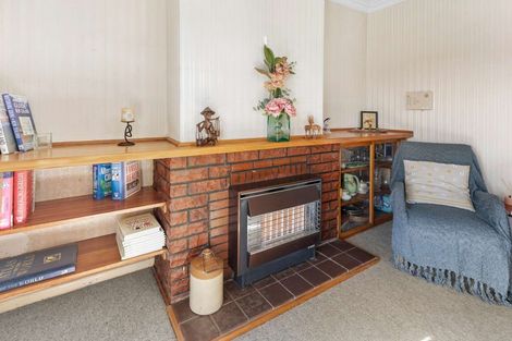 Photo of property in 27 Graham Street, Levin, 5510