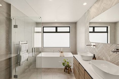 Photo of property in 42 Te Auhi Way, Welcome Bay, Tauranga, 3112