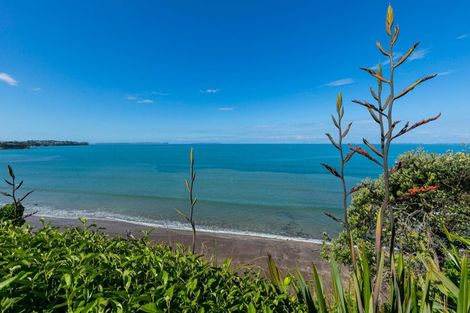 Photo of property in 47 Rothesay Bay Road, Rothesay Bay, Auckland, 0630