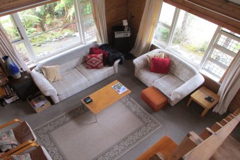 Photo of property in 19 Ivy Terrace, Moana, 7872