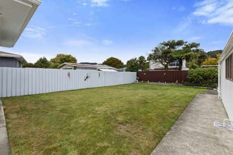 Photo of property in 51 Bonnie Glen Crescent, Ebdentown, Upper Hutt, 5018
