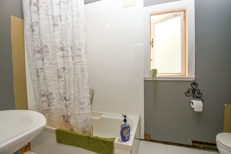 Photo of property in 6 Nobel Street, Carterton, 5713