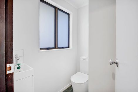 Photo of property in 189 Namu Road, Opunake, 4681