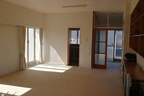 Photo of property in 25 Williamson Avenue, Belmont, Auckland, 0622