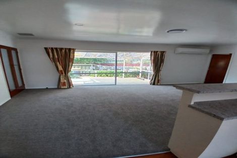 Photo of property in 87 Withells Road, Avonhead, Christchurch, 8042