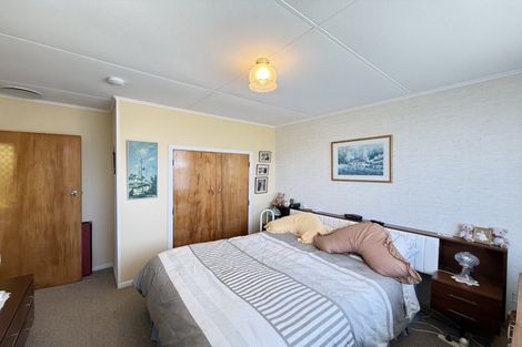 Photo of property in 61 Browne Street, Waitara, 4320