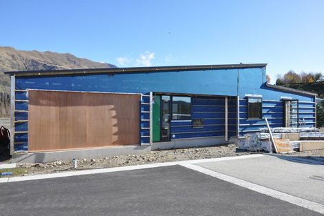 Photo of property in 9 Fern Burn Close, Wanaka, 9305