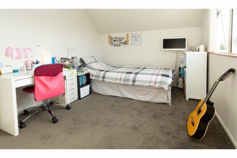 Photo of property in 1/670 Whangaparaoa Road, Stanmore Bay, Whangaparaoa, 0932