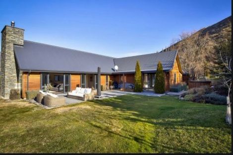 Photo of property in 20 Wellswood Way, Lower Shotover, Queenstown, 9371