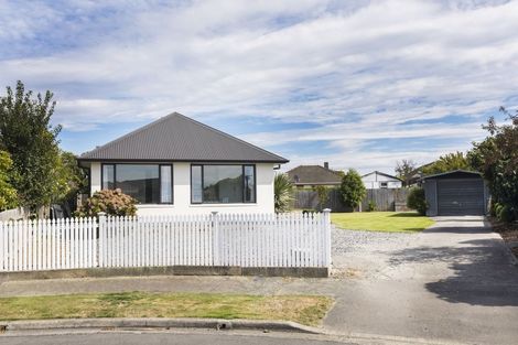 Photo of property in 10 Epping Place, Burnside, Christchurch, 8053