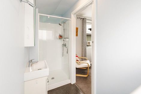 Photo of property in 91 Don Buck Road, Massey, Auckland, 0614