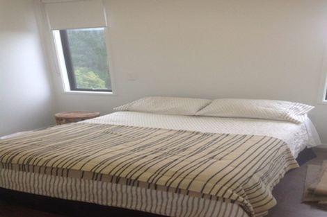 Photo of property in 6 Puketiro Road, Whitford, 2571