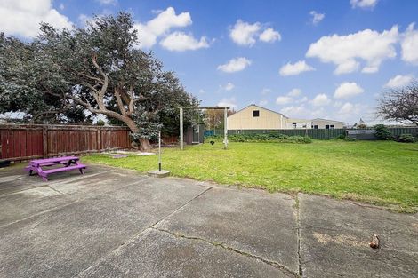 Photo of property in 40 Edinburgh Terrace, Foxton Beach, Foxton, 4815