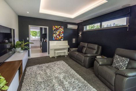 Photo of property in 63a Aramoana Avenue, Devonport, Auckland, 0624