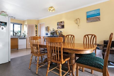 Photo of property in 7 Mahood Street, Tirau, 3410