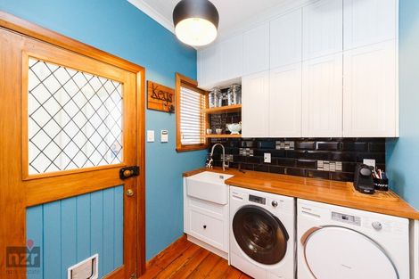 Photo of property in 19 Wellesley Street, Feilding, 4702