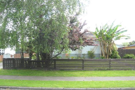 Photo of property in 3 Frobisher Way, Clendon Park, Auckland, 2103