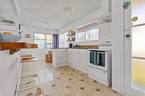 Photo of property in 8 Yorke Road, Haruru, 0204