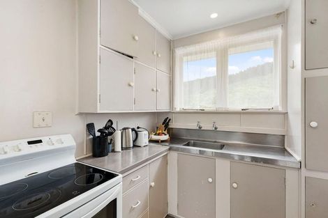 Photo of property in 8 Turkington Street, Tawa, Wellington, 5028