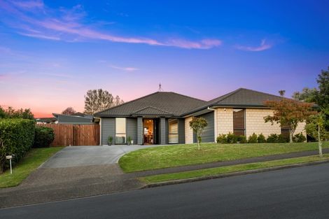 Photo of property in 5 Rexford Heights, Pyes Pa, Tauranga, 3112