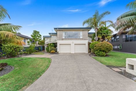 Photo of property in 14 Clyside Avenue, Half Moon Bay, Auckland, 2012