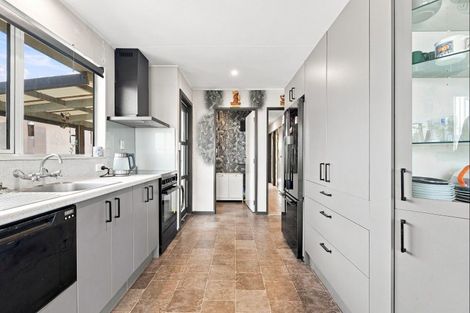 Photo of property in 1a Mosston Road, Castlecliff, Whanganui, 4501