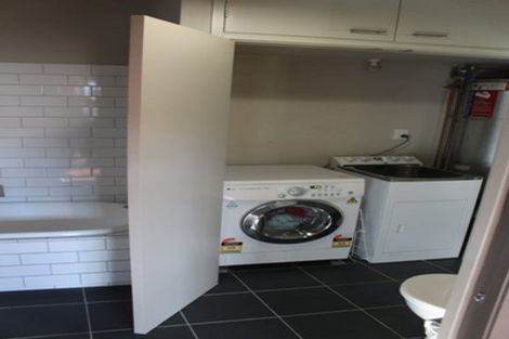 Photo of property in 98 Riddiford Street, Newtown, Wellington, 6021