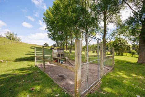 Photo of property in 39 County Heights Drive, Aokautere, Palmerston North, 4471