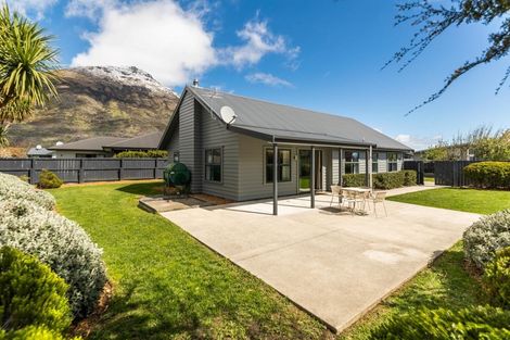 Photo of property in 7 Rere Road, Lake Hayes, Queenstown, 9304