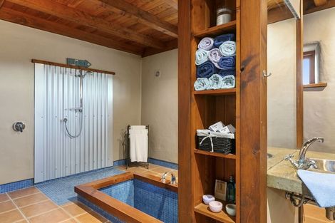 Photo of property in 32 Bath Street, Brighton, Dunedin, 9035