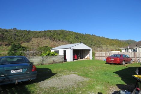 Photo of property in 4 Main Rd Ngakawau, Ngakawau, 7824